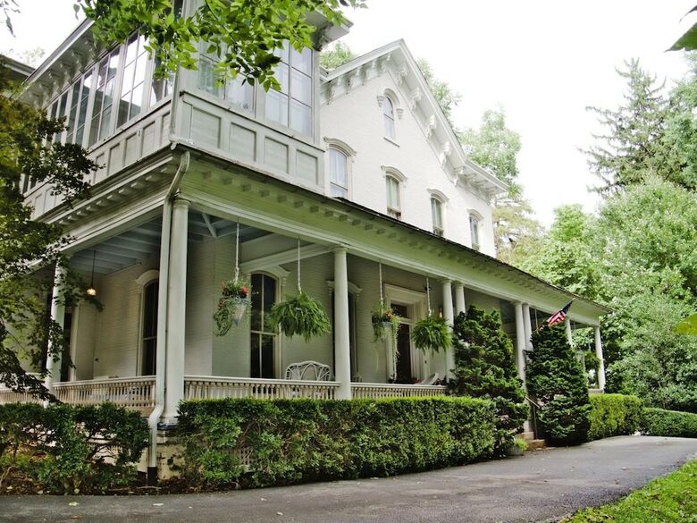 Bed & Breakfast Susquehanna Manor Inn