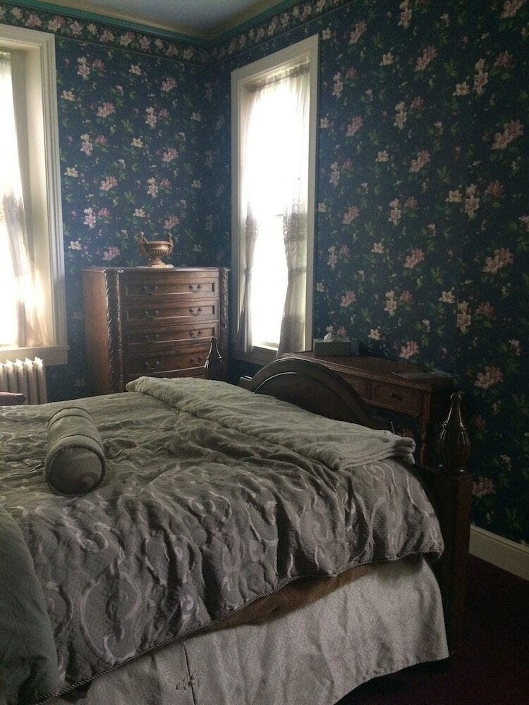 Bed & Breakfast Susquehanna Manor Inn