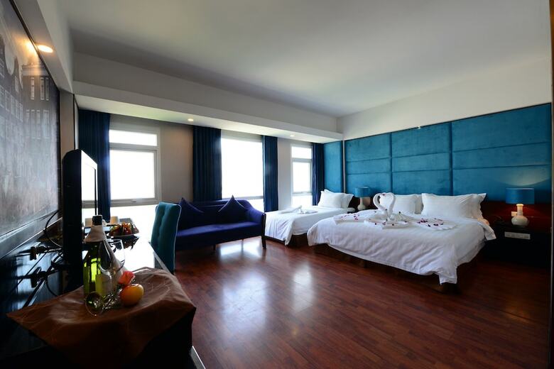 Antique Legend Hotel