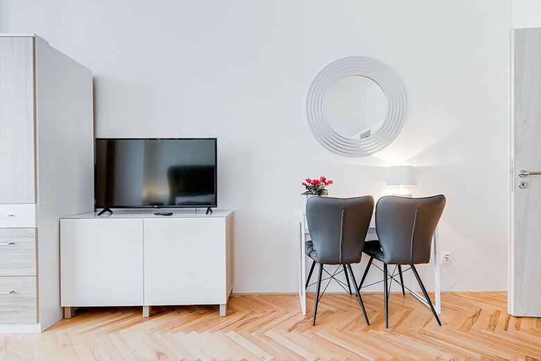 Gold Art Apartments