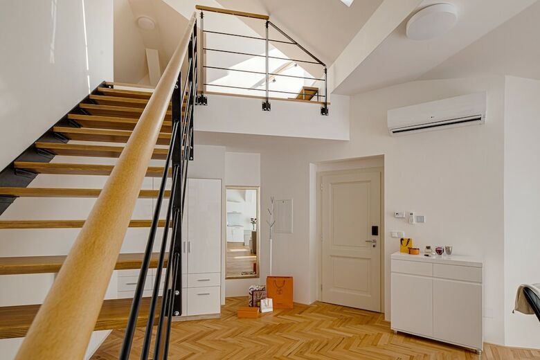 Gold Art Apartments