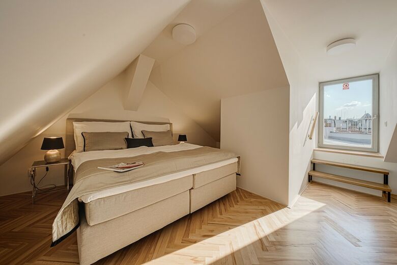 Gold Art Apartments