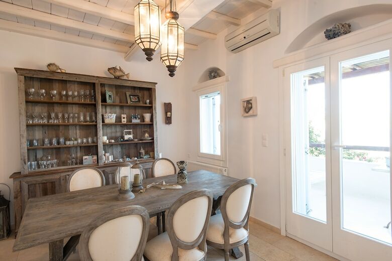Beautiful Villa At Panormos