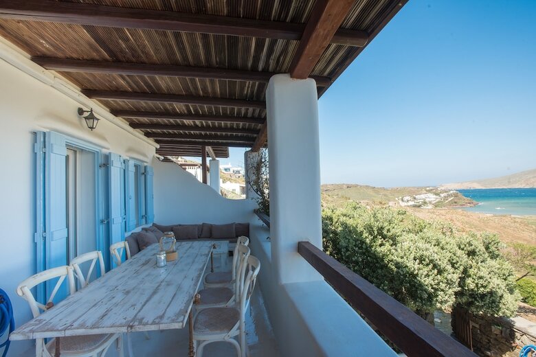 Beautiful Villa At Panormos