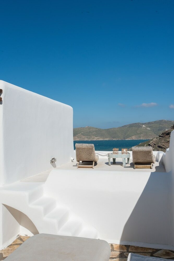 Beautiful Villa At Panormos