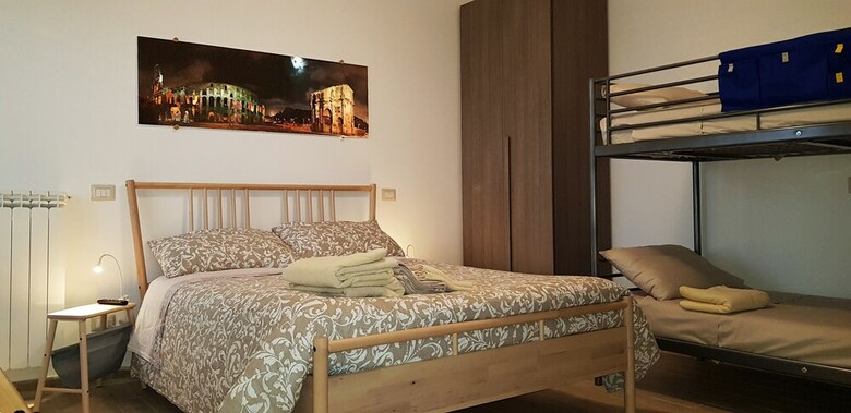 Hotel House In Rome