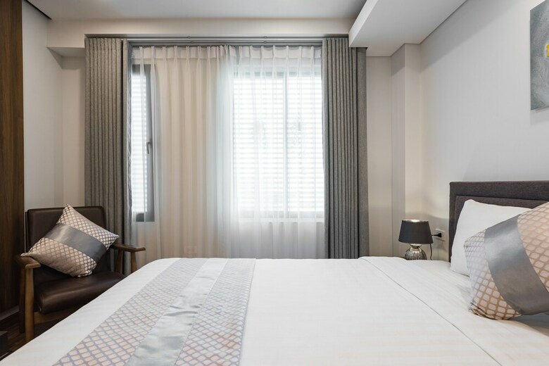 Narcissus Apartment