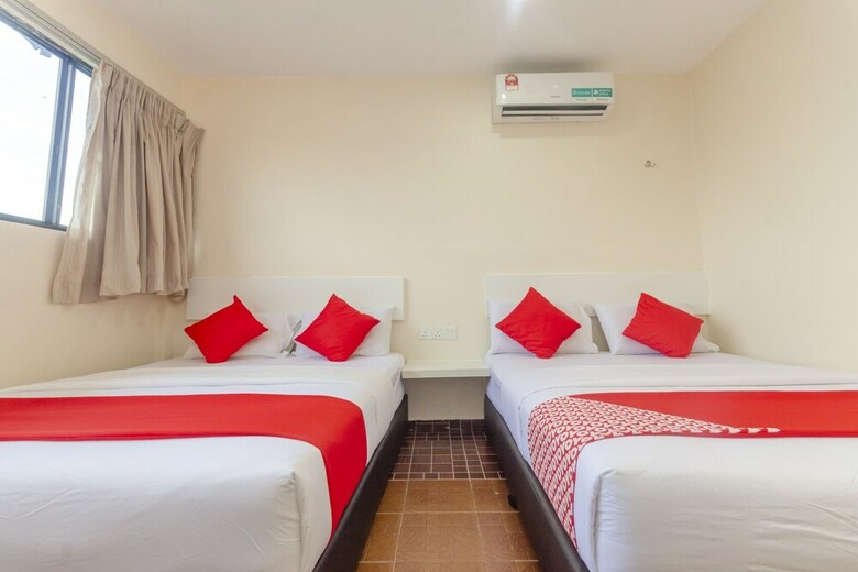 Oyo 1010 Skudai Hotel