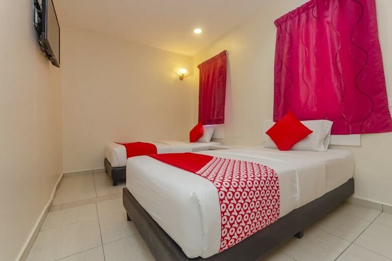 Oyo 1010 Skudai Hotel