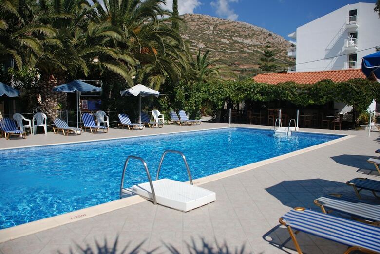 Aparthotel Anna Studios