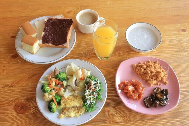 Bed & Breakfast Two Home Inn