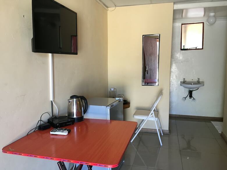 Hotel Athoma Guest House
