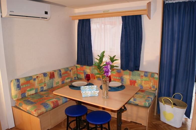 Mobilhomes De Pierrot