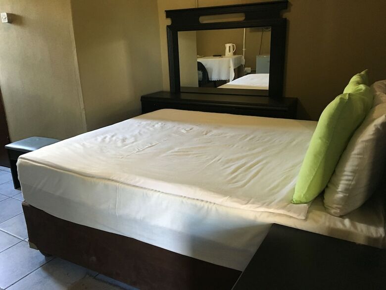 Hotel Hawk Guest House