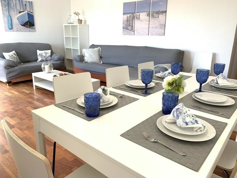T&h Romana Salou Family Apartment