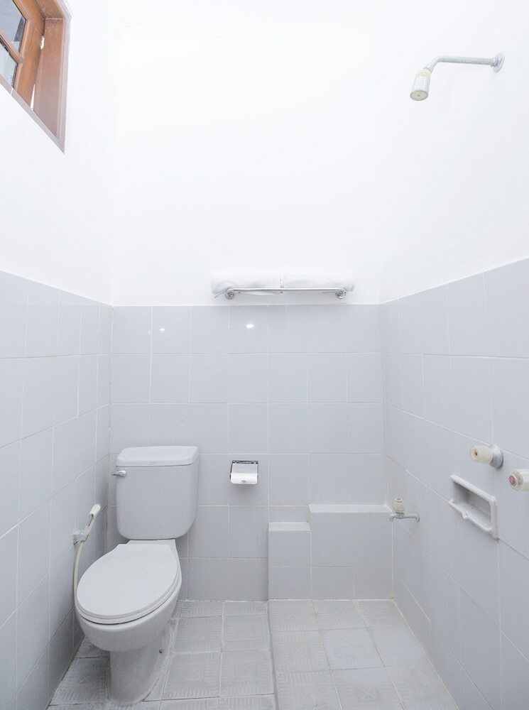 Oyo 759 Hotel Dewi Sri