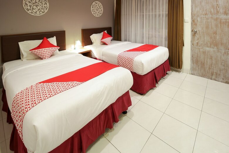 Hotel Oyo 817 Mesari Beach Inn
