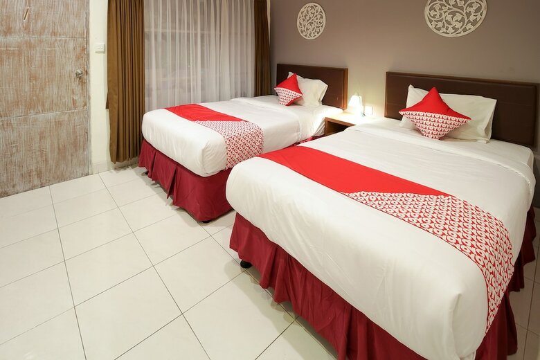 Hotel Oyo 817 Mesari Beach Inn