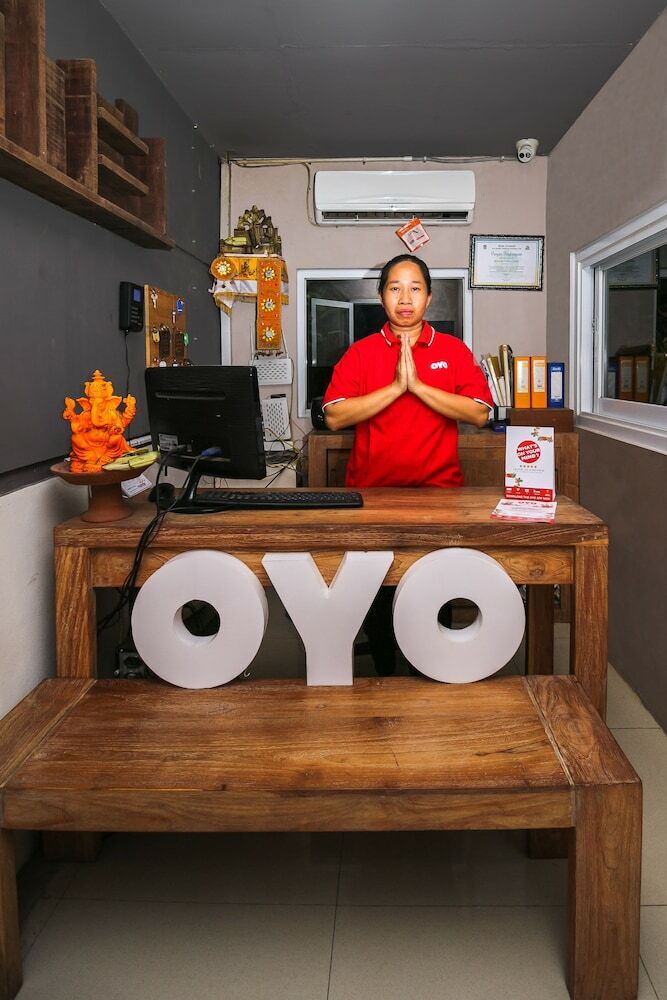 Hotel Oyo 817 Mesari Beach Inn