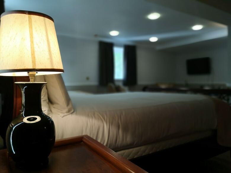 Tudor Lodge Hotel