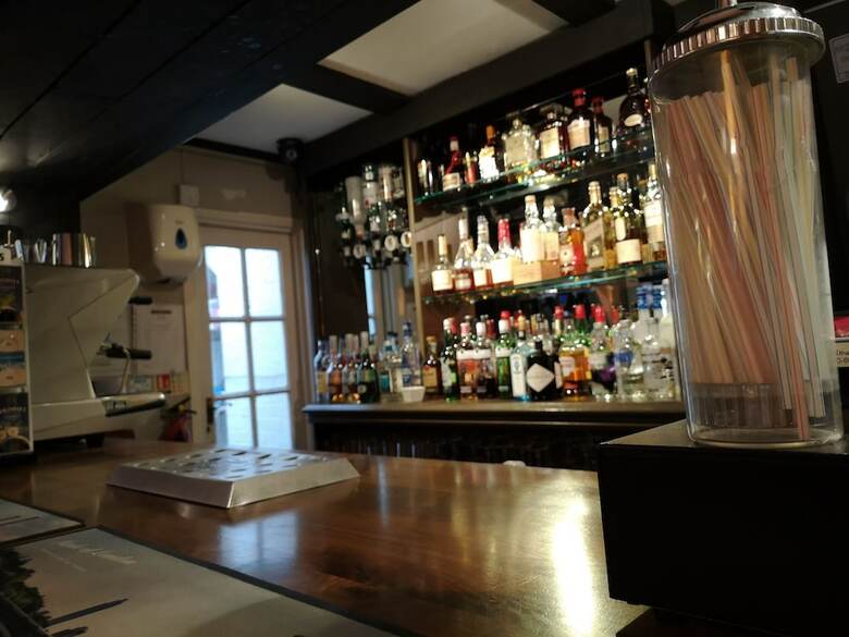 Tudor Lodge Hotel