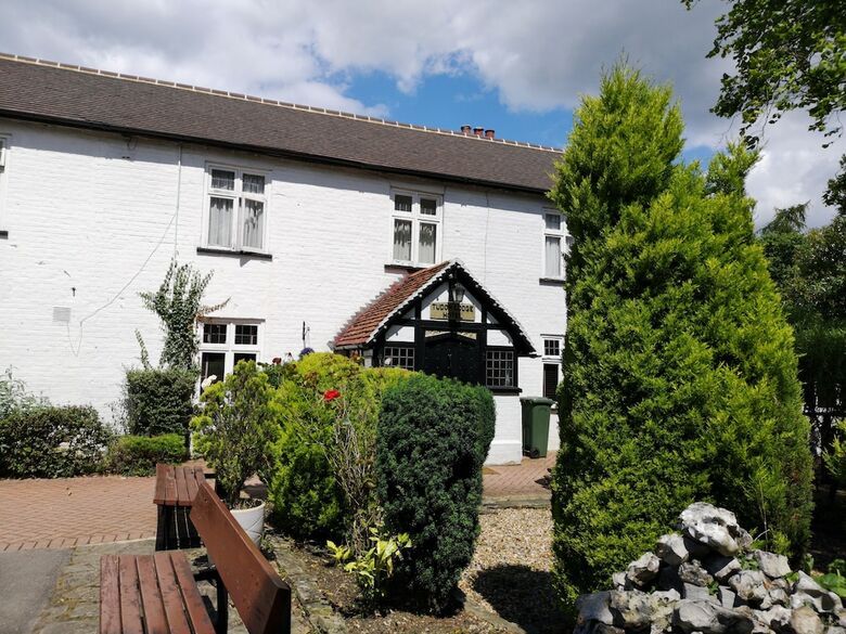 Tudor Lodge Hotel