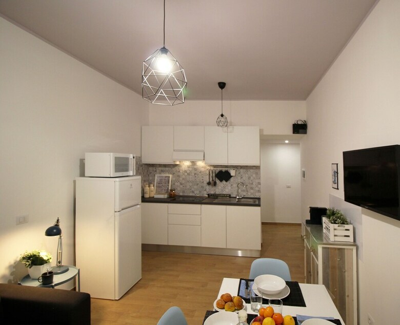 Carlo's Apartments