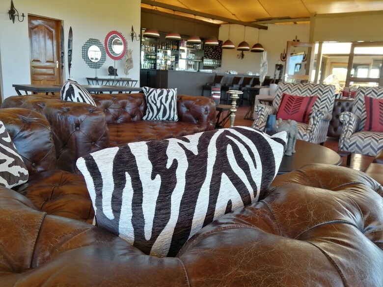 Emayian Luxury Camp