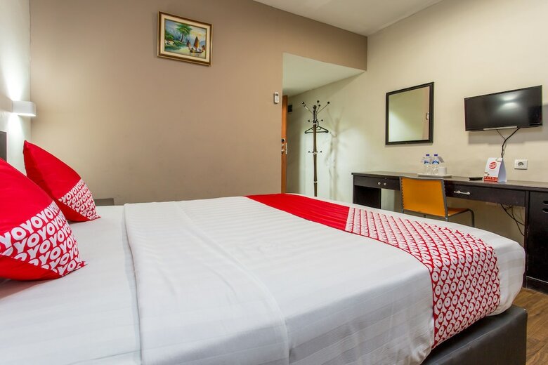 Capital O 769 City Hotel