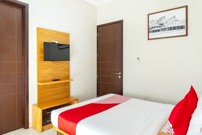Hotel Oyo 794 Ln 9 Bandung Guest House