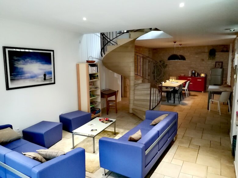 Hotel La Maison Des P�lerins