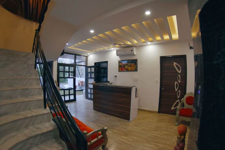 Hotel Paheli Palace