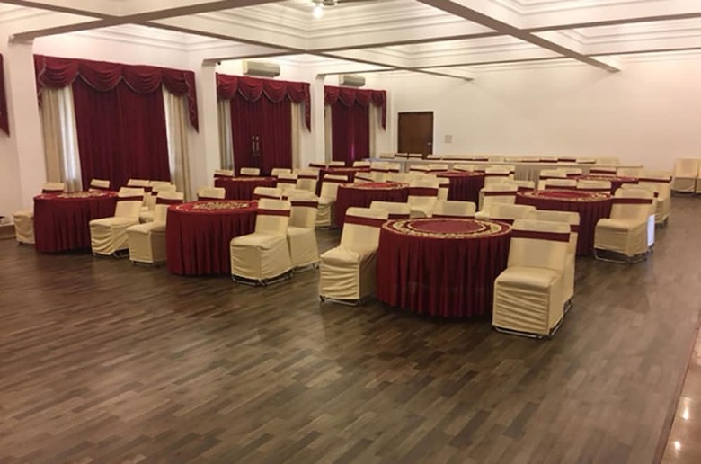 Hotel Shiva Oasis Resort
