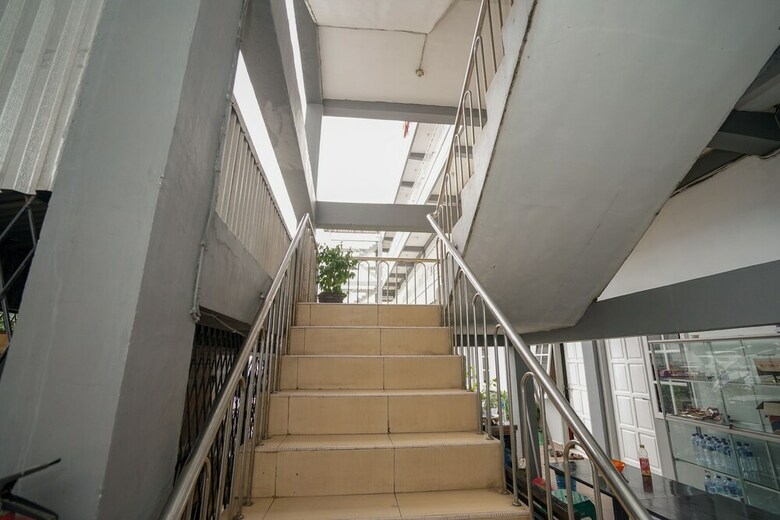 Hotel Oyo 699 Amelia Kost
