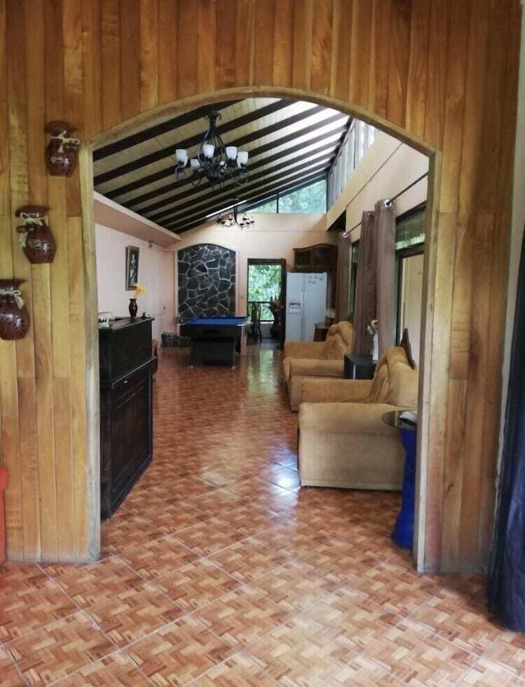 Hostal Blue Morpho
