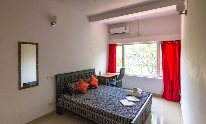 Luxury Apartment In Indiranagar