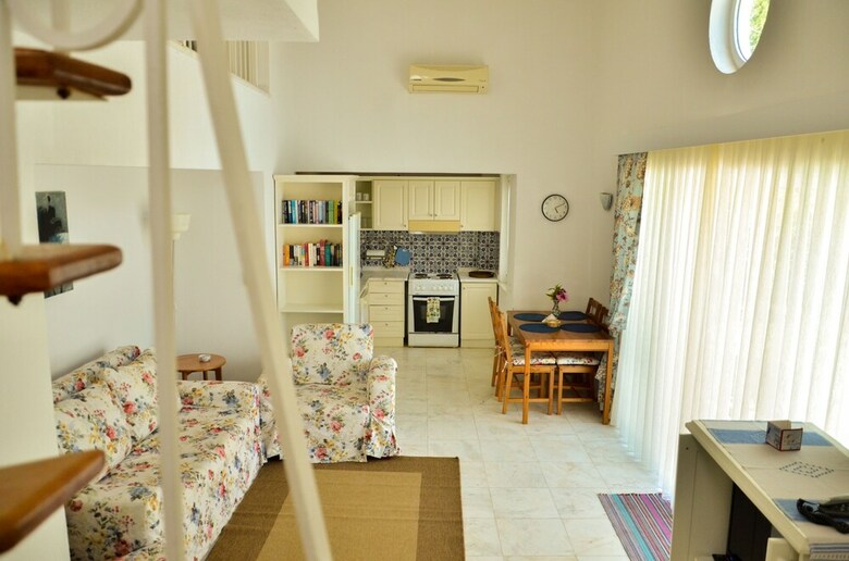 Alya Piynar Villa