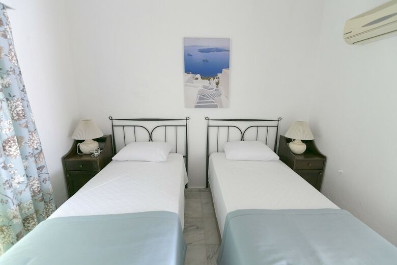 Alya Piynar Villa
