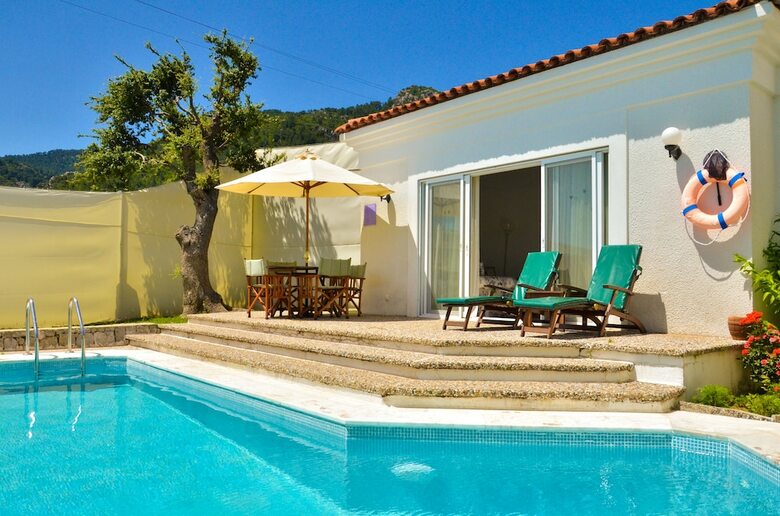 Alya Piynar Villa