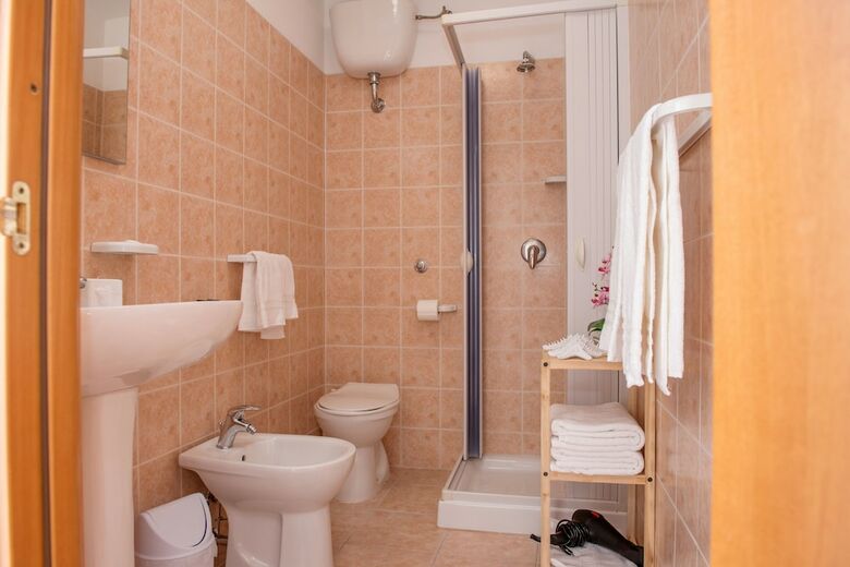 Hotel Al Faro Guest House