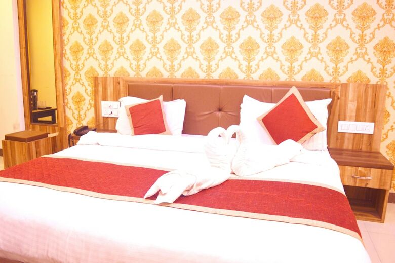 Hotel Golden Leaf