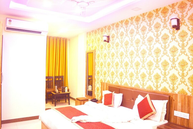 Hotel Golden Leaf