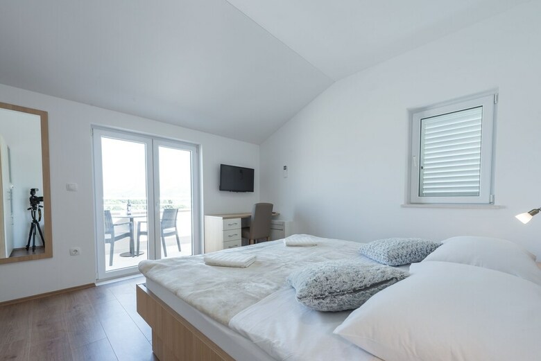 Apartments Rilovic