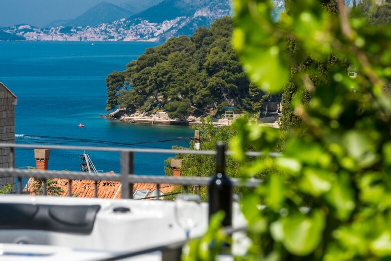 Apartments Rilovic