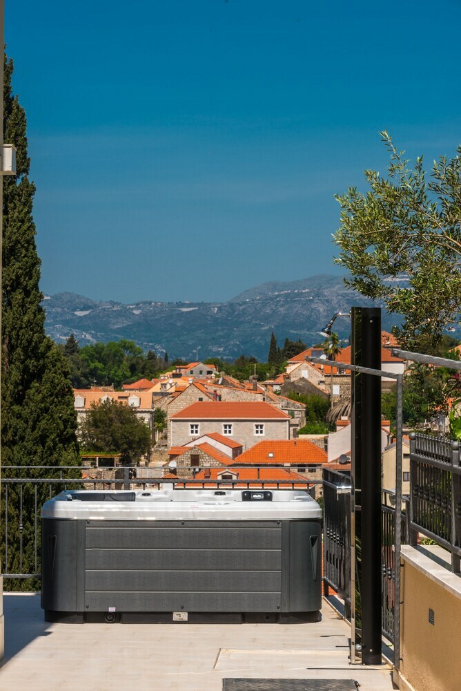 Apartments Rilovic