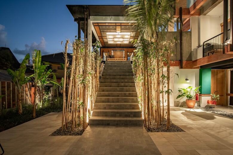 Hotel Shore Amora Canggu