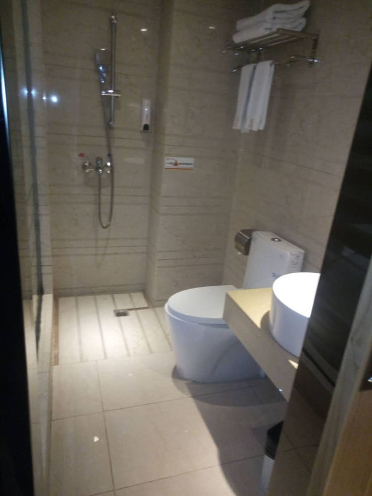 Maohua Hotel Guangzhou