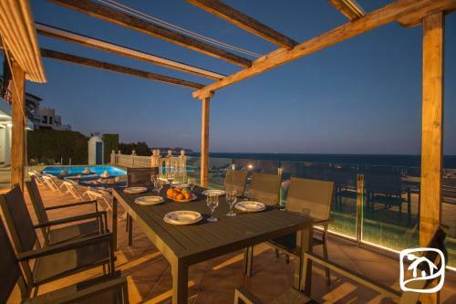 Holiday Villa Basetes