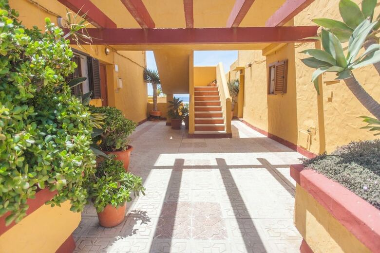 Apartamentos Las Ca�as II