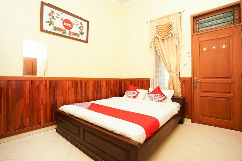 Hotel Oyo 771 Kembang Kuning Residence Syariah